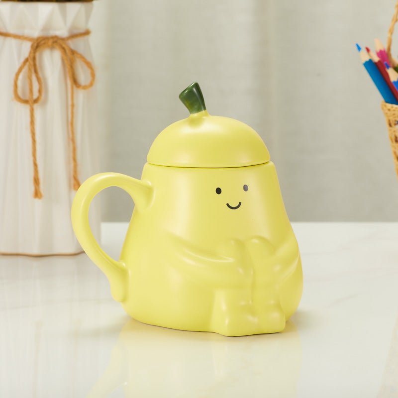 Adorable Pear Yellow Color Ceramic Coffee Mug with Lid set